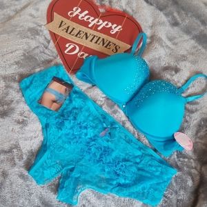 💙Sexy embell. Bra and open crotch Boyshort💙